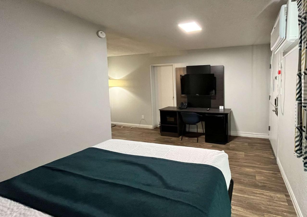 Motel 6 Las Vegas Nv Downtown Fremont St 外观 照片